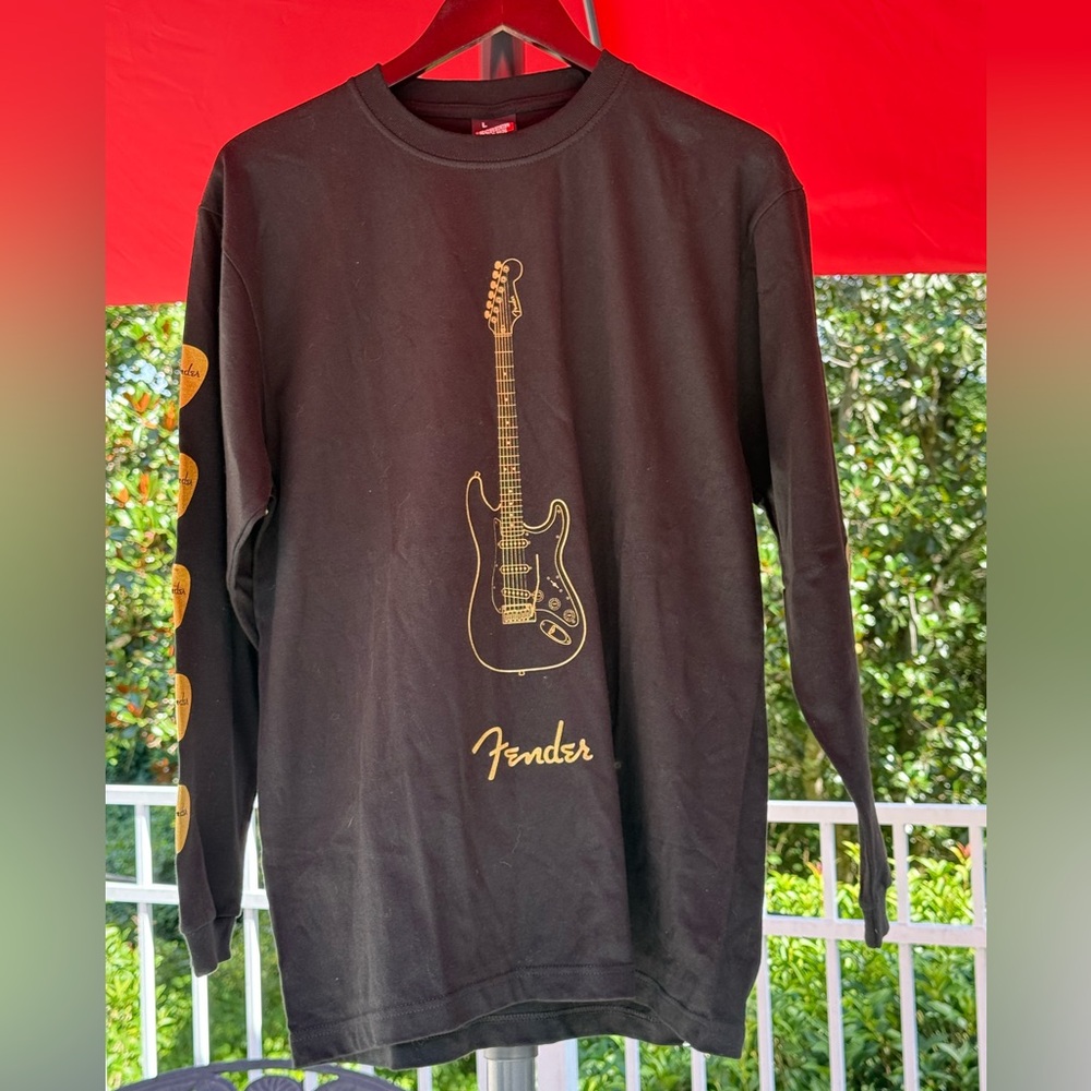 Fender Music Japan Long Sleeve Graphic T-Shirt Black Guitar Picks Size Large NWT